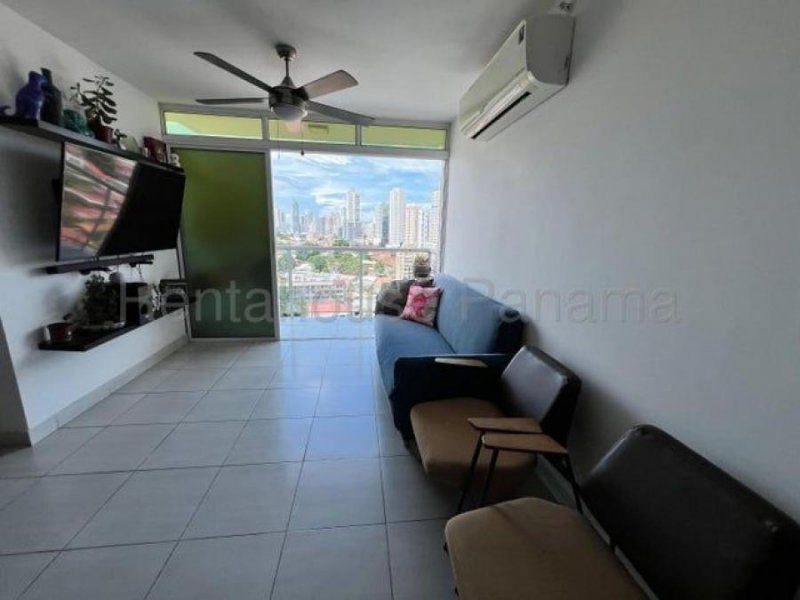 Alquiler de Apartamento en Via España H7948GRR