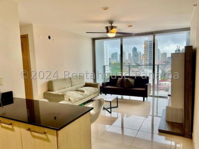 Alquiler de Apartamento en Via España H8148GRR