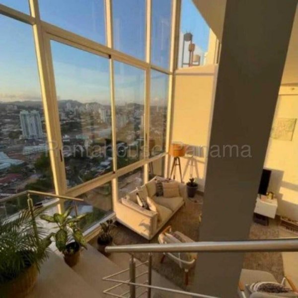 Alquiler de Apartamento en Via España H8225GRR