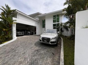 Casa en Venta en Altos de Panamá Ciudad de Panamá, Panamá