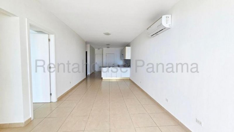 Alquiler de Apartamento en Avenida Balboa H8235GRR