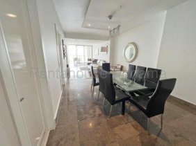 Apartamento en Alquiler en Avenida Balboa Bella Vista, Panamá