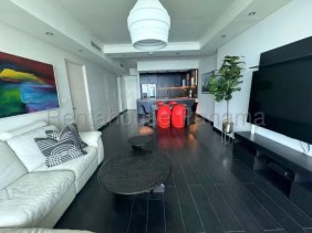 Apartamento en Alquiler en Avenida Balboa Bella Vista, Panamá