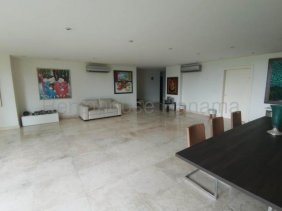 Apartamento en Alquiler en Bellavista Bella Vista, Panamá