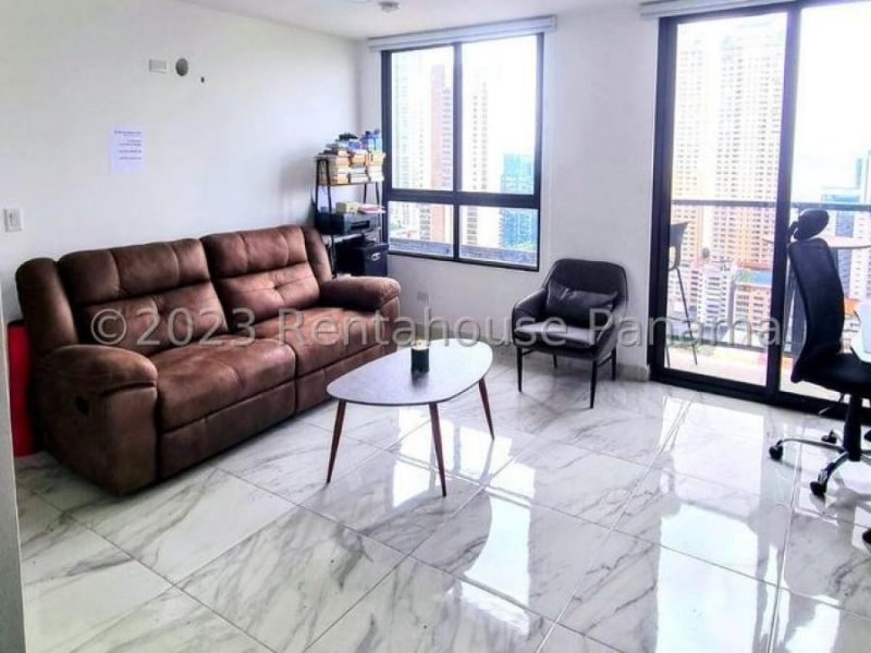 Alquiler de Apartamento en Calle 50 G2118GRR