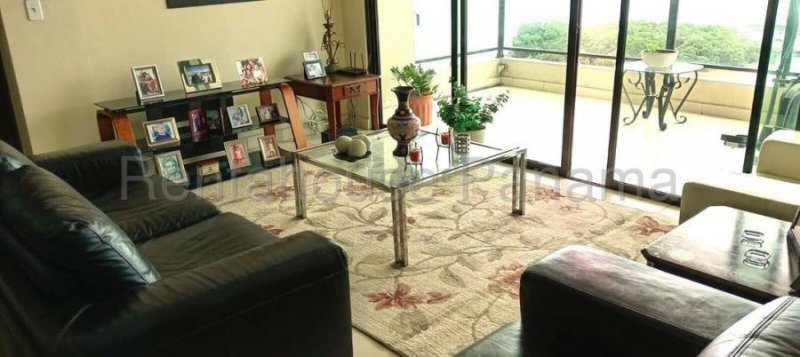 Alquiler de Apartamento en Coco del Mar H9015GRR