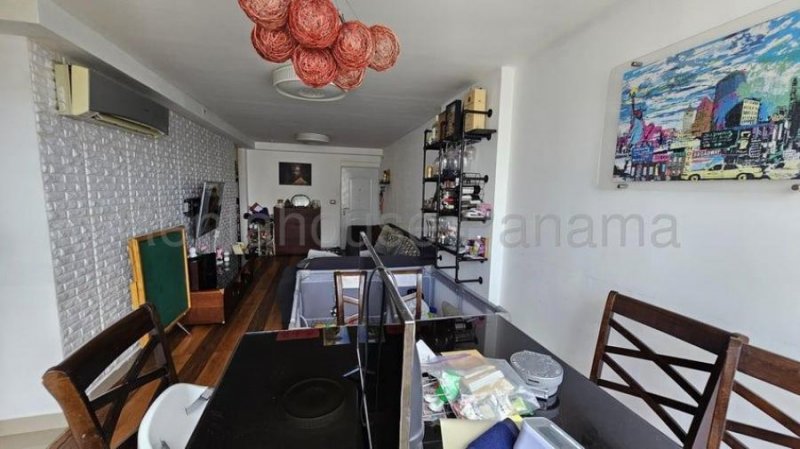 Alquiler de Apartamento en Condado del Rey H8712GRR