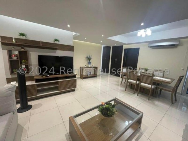 Alquiler de Apartamento en Costa del Este H8881GRR
