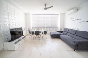 Alquiler de Apartamento en Edison Park I5798GRR