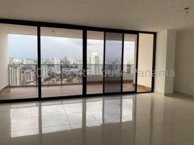 Apartamento en Alquiler en El Cangrejo Bella Vista, Panamá