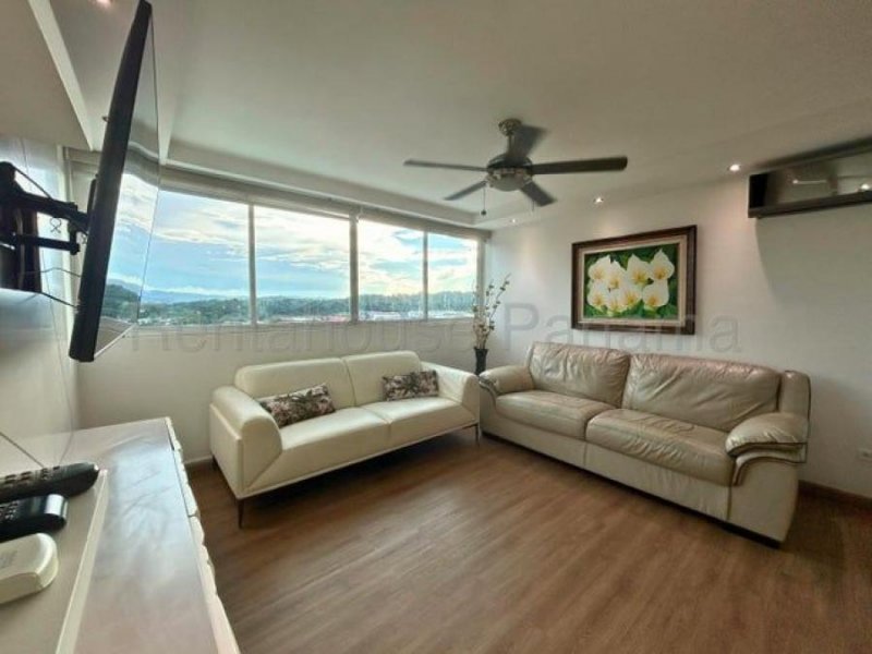 Alquiler de Apartamento en El Cangrejo H9107GRR
