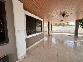 Alquiler de Casa en Paseo del Norte I3125GRR