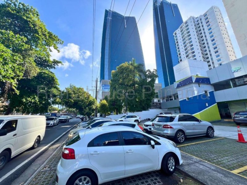Alquiler de Local de 465.50 Mts en Obarrio