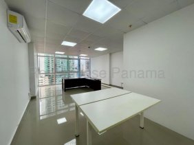 Alquiler de Oficina Comercial en Bellavista I1240GRR