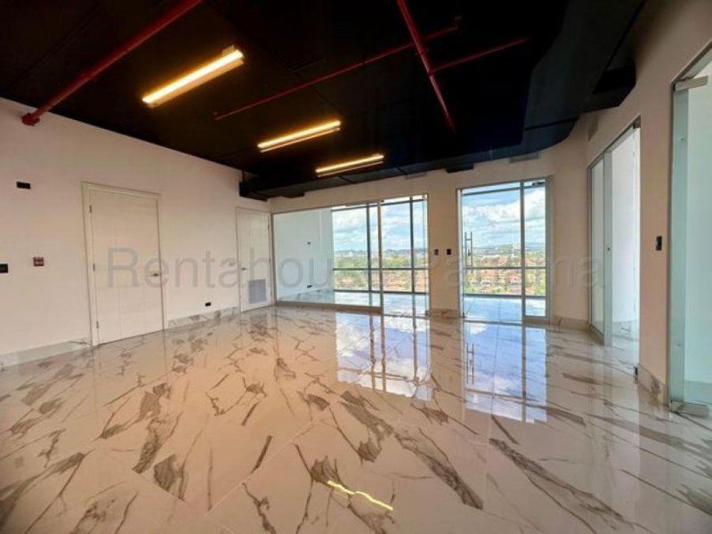 Alquiler de Oficina Comercial en Costa del Este H7473GRR