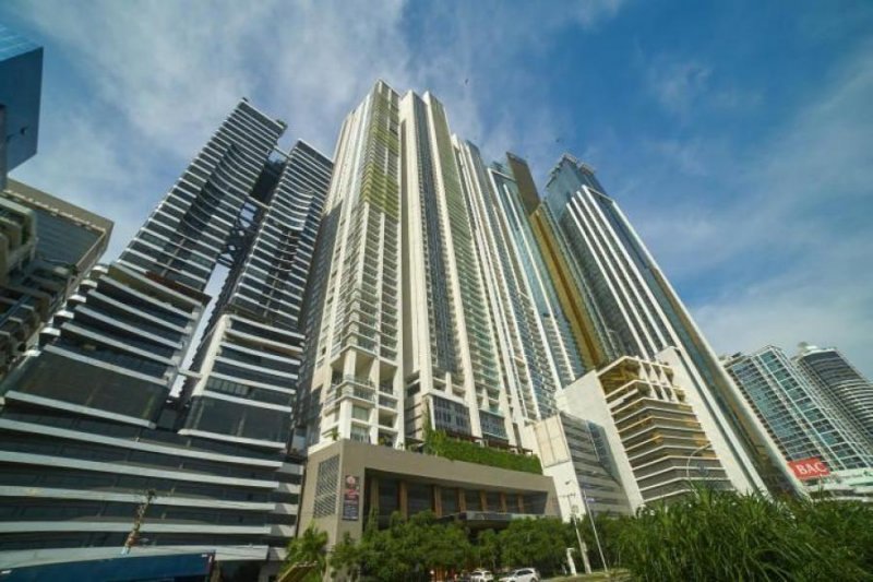Apartamento en Alquiler en  AV BALBOA, Panamá