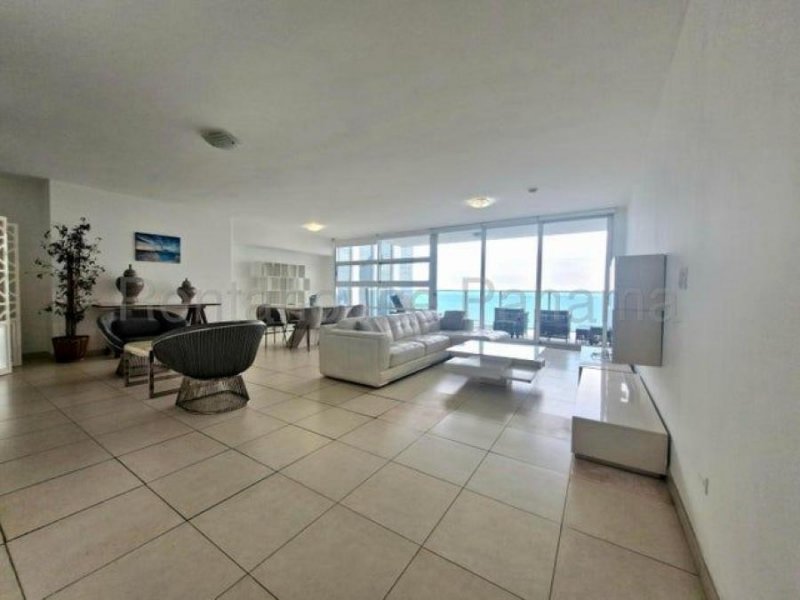 Apartamento amoblado en alquiler Avenida Balboa ELP 25-8378