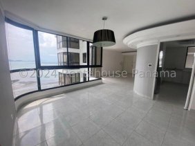 Apartamento en Venta en Bella Vista Ciudad de Panamá, Panamá