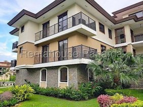 Apartamento en Venta en Clayton Ciudad de Panamá, Panamá