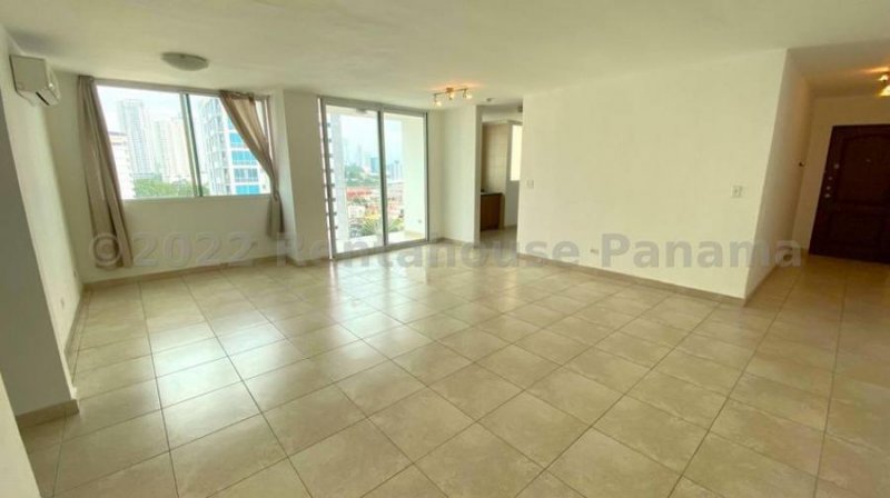 Foto Casa en Venta en EL CANGREJO, Panamá - U$D 205.000 - CAV53429 - BienesOnLine