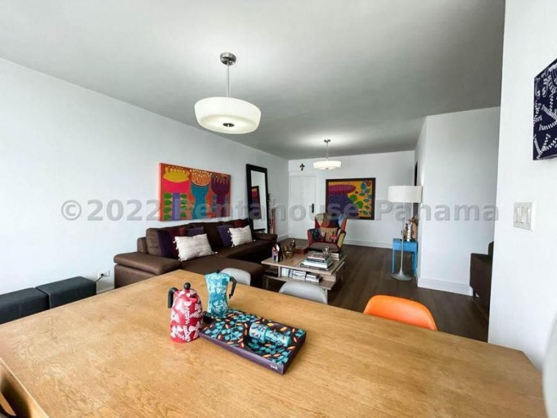 Apartamento en Venta en  EL CANGREJO, Panamá