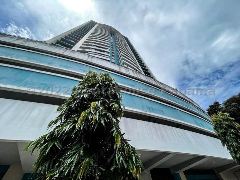 Apartamento en Venta en  EL CANGREJO, Panamá