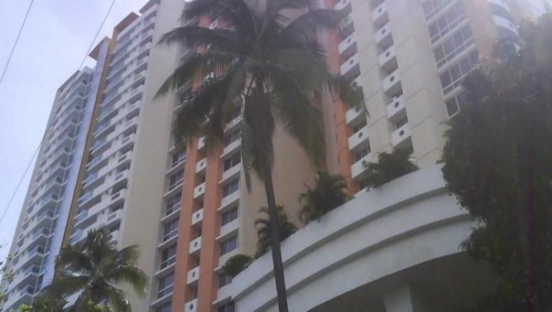 Foto Apartamento en Venta en EL CANGREJO, Panamá - U$D 450.000 - APV45369 - BienesOnLine