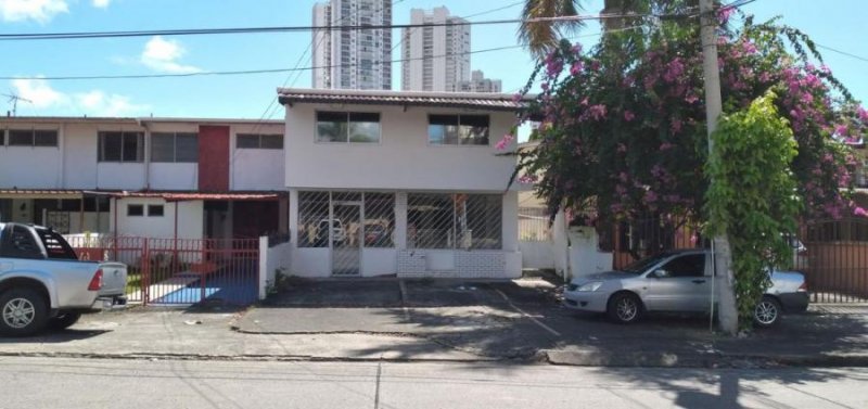 Foto Casa en Alquiler en PARQUE LEFEVRE, Panamá - U$D 1.800 - CAA41367 - BienesOnLine
