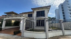 Casa en Alquiler en  Ciudad de Panamá, Panamá