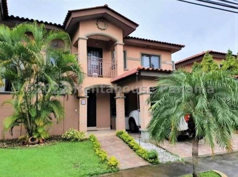 Casa en Alquiler Versalles 25-8251 MAR