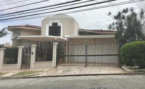 Casa en Venta en Dos Mares Ciudad de Panamá, Panamá