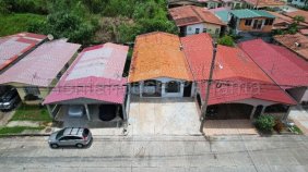 Casa en Venta en Villa Lucre. 26-1089.