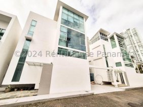 Casa en Venta en Altos del Golf Ciudad de Panamá, Panamá