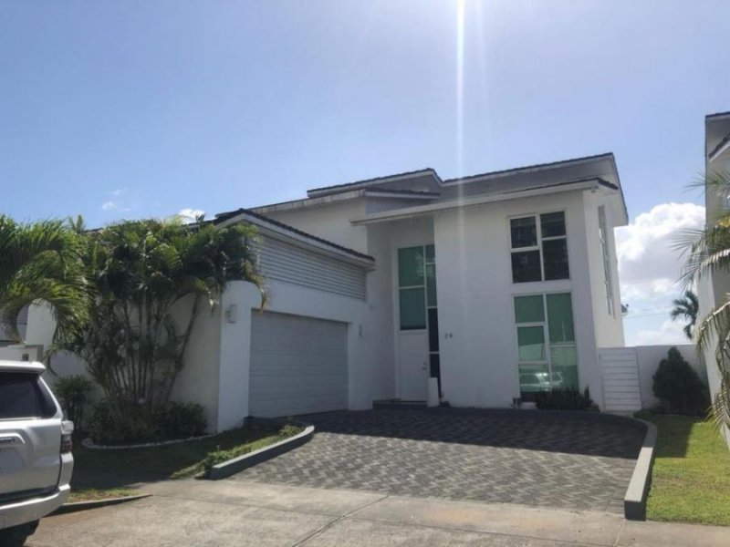 Casa en Venta en  ALTOS DE PANAMA, Panamá