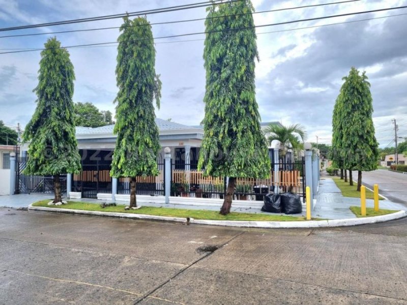 Casa en Venta en  CAMPO LIMBERG, Panamá