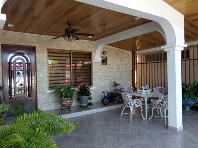 Casa en Venta en  CHANIS, Panamá