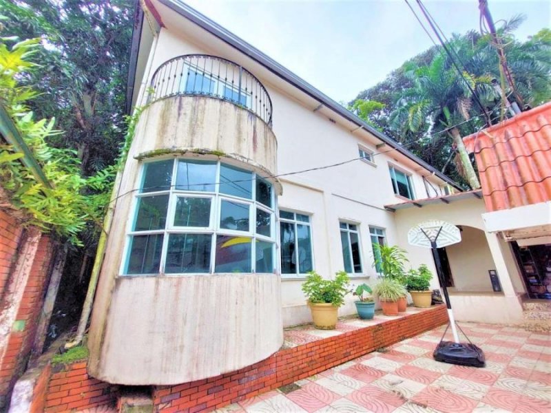 Casa en Venta en  LAS CUMBRES, Panamá