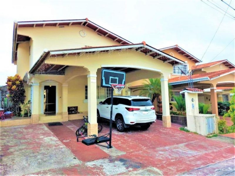 Casa en Venta en  LAS CUMBRES, Panamá