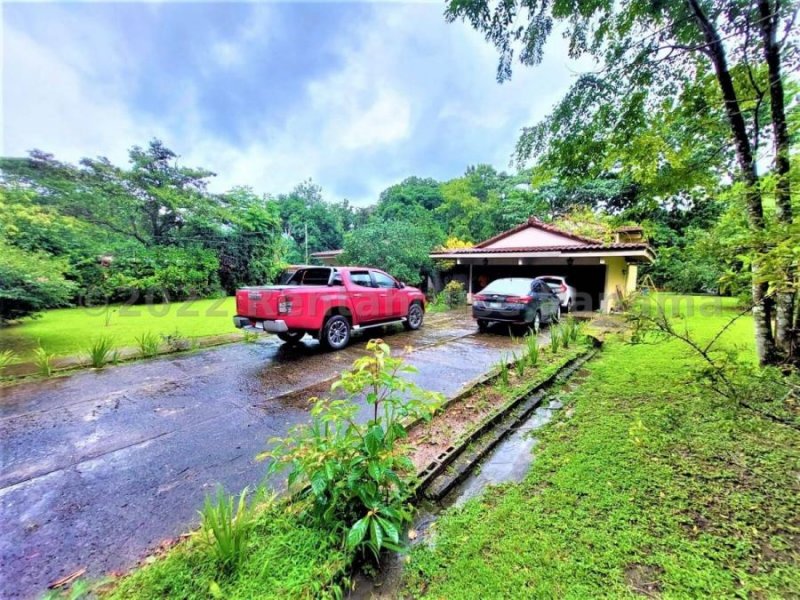 Casa en Venta en  LAS CUMBRES, Panamá