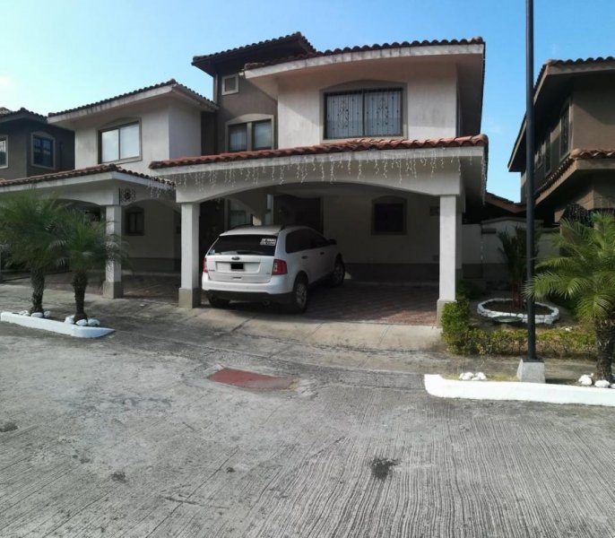 Casa en Venta en  MILLA 8, Panamá