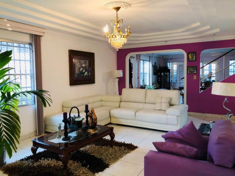 Casa en Venta en  MILLA 8, Panamá
