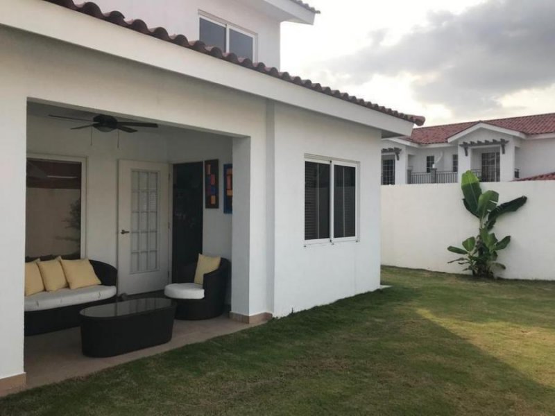 Foto Casa en Venta en VERSALLES, Panamá - U$D 320.000 - CAV39668 - BienesOnLine