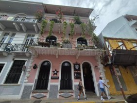 Consultorio en Venta en Casco Antiguo. 26-2856.