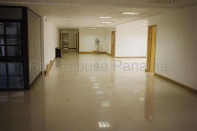 Edificio en Alquiler en Calle 50 Bella Vista, Panamá