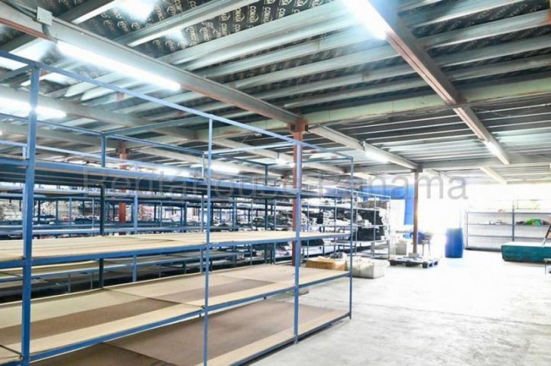 Galera en alquiler en Pueblo Nuevo / Cod. 25-5150 AGPM