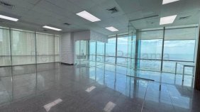 Oficina en Alquiler en Costa del Este. 26-5558.