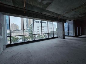 Oficina en Venta en Costa del Este. 26-6452.