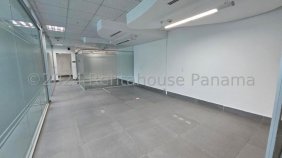 Oficina en Venta en Costa del Este. 26-6455.