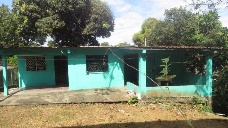 Casa en Venta en 24 de Diciembre 24 de Diciembre, sector 2, frente al CEBG 24 de Di, Panamá