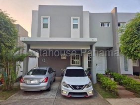 Casa en Venta en Brisas del golf Rufina Alfaro, Panamá